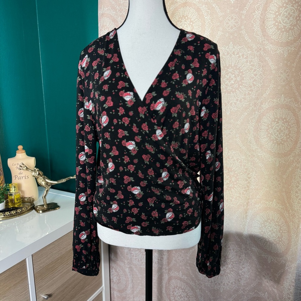 Grateful Dead Rock By Junk Food Long-sleeve Black w/ Red Roses Wrap Top